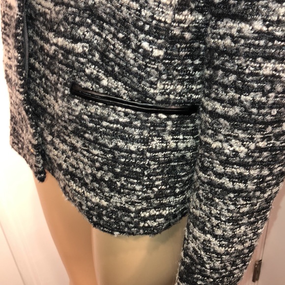 Ann Taylor Grey Jacket . NWT. 10 - Picture 5 of 11
